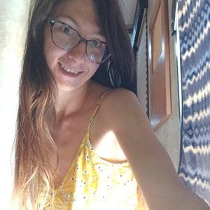 Meet your Posher, Cierra